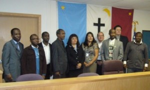 African delegation meets with tribal court judges.